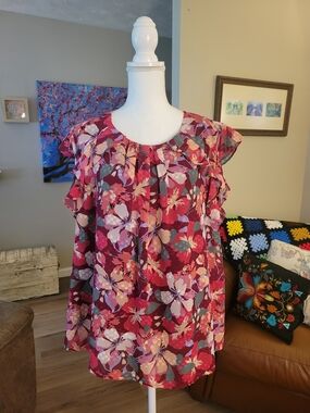 Liz Claiborne Pink Floral Ruffle Sleeve Blouse